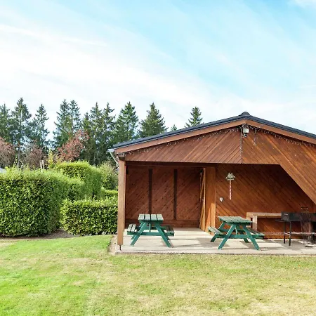 In Bullange With Jacuzzi 펜션